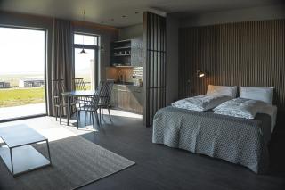 Black Beach Suites - 2