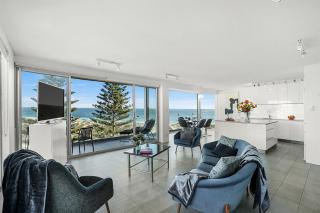 Breathtaking Oceanview Penthouse With Beach Access - 7