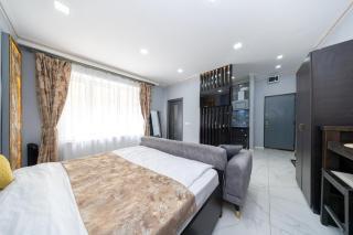 The Queen's Den - Sophisticated Studio in Old Town - 1