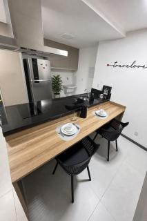 LAR do Viajante JARDIM CAMBURI! Impecável, Próximo Aeroporto e Praia - 8