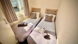 Family-Friendly - Marton Mere - 3BR Lodge -Parking - 4