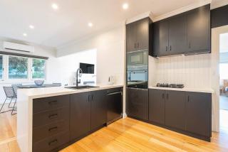 Derwent Outlook - Gateway to Scenic Trails & Beaches - 1
