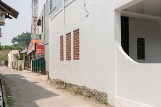 RedDoorz Syariah near Mall Of Serang - 9