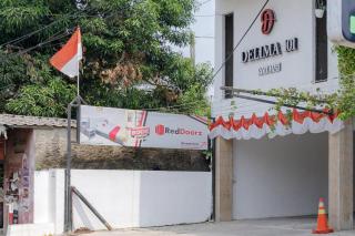 RedDoorz Syariah near Mall Of Serang - 2