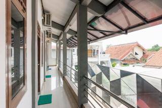 RedDoorz Syariah near Mall Of Serang - 4