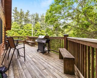 Mountain Log Cabin Near ASU with Soaking Tub & Views - 7