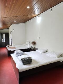 Lara Homestay - 4