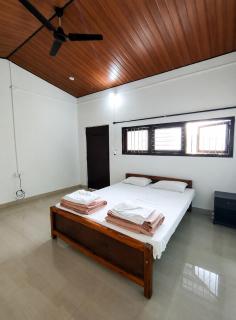 Lara Homestay - 2