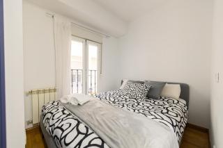 PRA100C - Piso de 2 dormitorios y 2 baños en el centro de Madrid - Alquiler temporal - 4