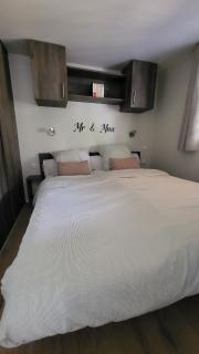 Charmant mobile home dans un domaine forestier - 7