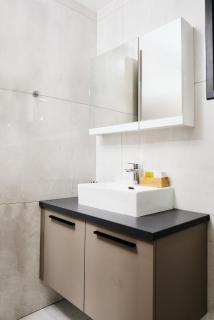 Modern 1 BR with Balcony in Central Nicosia - 8