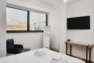 Modern 1 BR with Balcony in Central Nicosia - 5