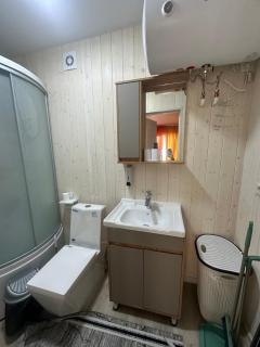 EL House - 1