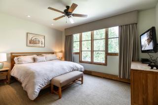 Highlands Townhome by Vail Realty - 2