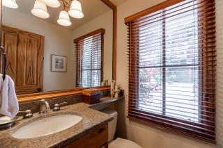Highlands Townhome by Vail Realty - 1