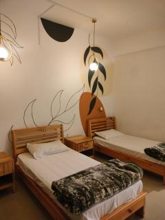 The Flying Nomad - Dorms & Rooms - 6