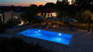 Holiday home Neva with private pool and game room - 8