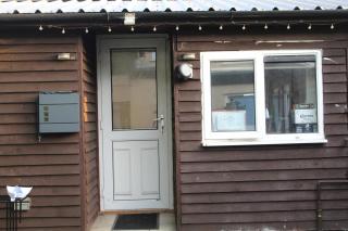 Studio Retreat Sleeps 1 - WiFi & Parking - 0