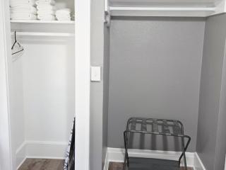 TWO BEDROOM HOME IN BEAUTIFUL DOWNTOWN LAKELAND - 5