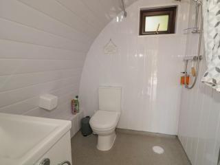 Gortin Glen Glamping Pod 4 - 1