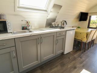 Gortin Glen Glamping Pod 3 - 2