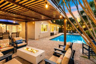 Private Heated Pool & Game Room Escape - 8