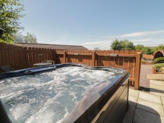 Gortin Glen Glamping Pod 2 - 9