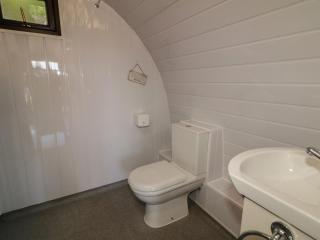 Gortin Glen Glamping Pod 2 - 2