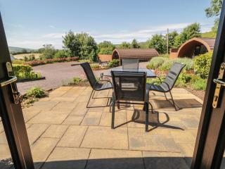 Gortin Glen Glamping Pod 2 - 1