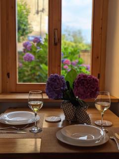 Pallanza Courtyard Apt - 2