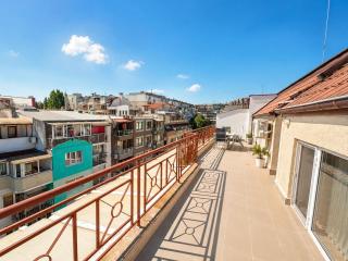 1BR Ap With Top Location & Big Balcony - 1