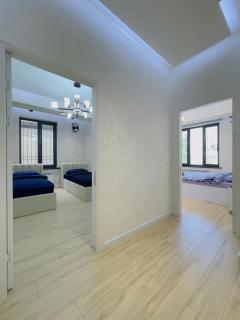 Spacious - Family-Friendly - Fast 500Mbps Wi-Fi - 8