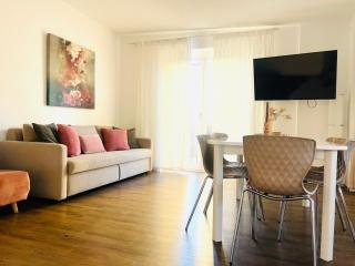 APSTAY Bungalow I Parking option & Self Check-in - 1