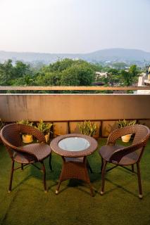 CozyNest HomeStay two-bedroom - 4