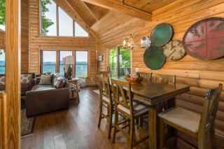 Fox Pointe - 3