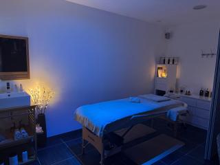 Love room avec Spa privatif près de Montpellier - 4