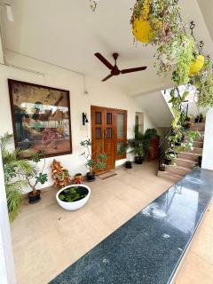 Manasas Retreat - Cozy 2BHK Near Chennai International Airport - 4