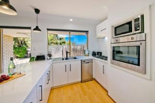 Stylish 3 BR 1 min to CafesRestaurantsPark - 8
