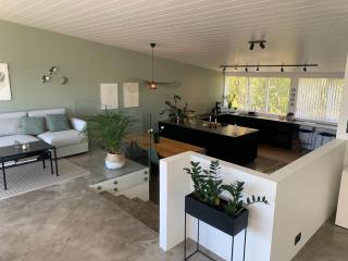 Well located modern town-house - 4