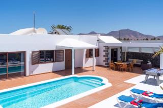 Villa Leon by Villa Plus - 2