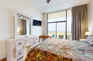 Ground-Floor Gulf-View 3BR: Suntide III - Unit 106 - 3