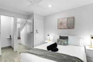 The Nest -Modern 2BR 750m walk to the Beach! - 4