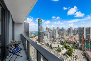 Stylish 1BR plus Den - Rooftop Pool - Near Downtown - 9