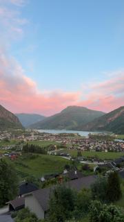 2 roms kjellerleilighet med separat soverom - 0