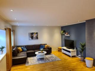 Cozy Central Apartment in Stamsund A - 0