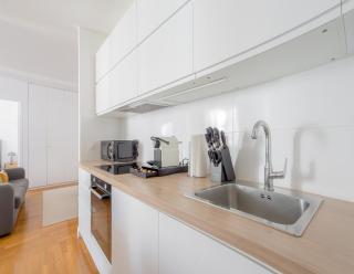Champs Élysées 1BR Prime Location renovated - 8