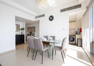 Coastal Gem with Panoramic Sea View in Pacific towers - 8