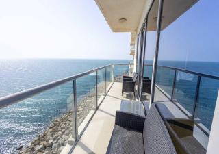 Coastal Gem with Panoramic Sea View in Pacific towers - 0