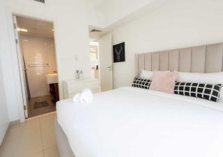 Coastal Gem with Panoramic Sea View in Pacific towers - 8