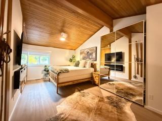 Summit View Collection - 1
